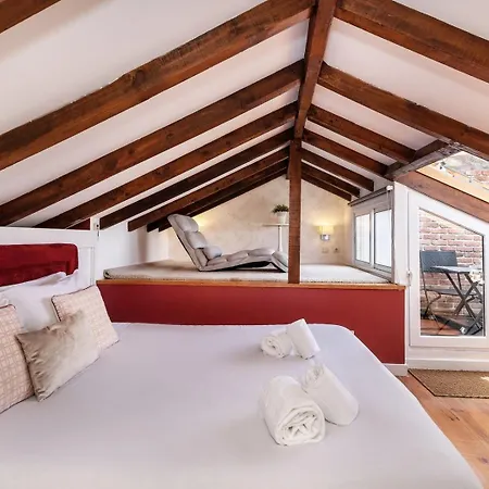 Guestready - Fantastic Rustic Duplex With Terrace Lägenhet *