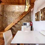 Lejlighed Guestready - Fantastic Rustic Duplex With Terrace Lisboa