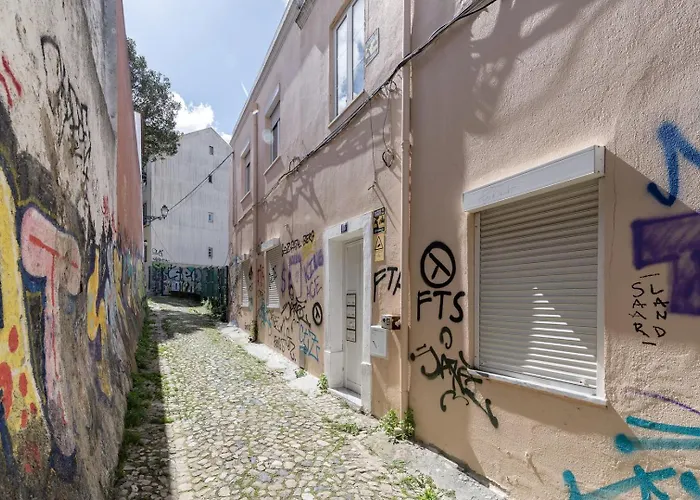Apartment Guestready - Fantastic Rustic Duplex With Terrace Lissabon