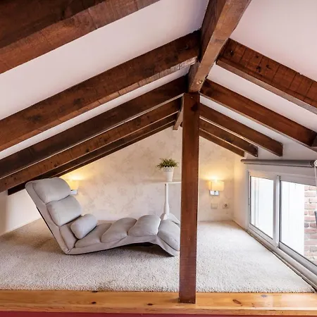 Апартаменты Guestready - Fantastic Rustic Duplex With Terrace *