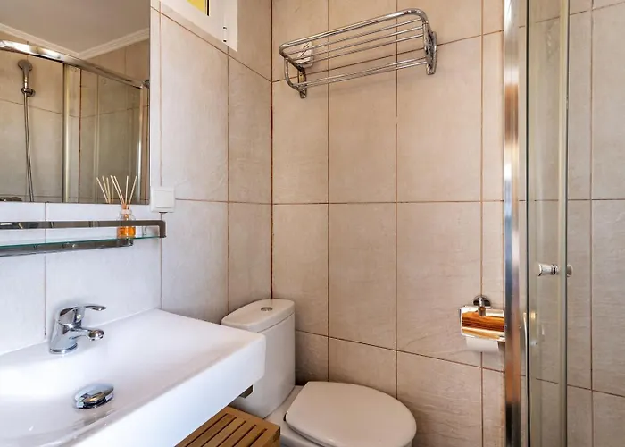 Guestready - Fantastic Rustic Duplex With Terrace Lejlighed Lisboa