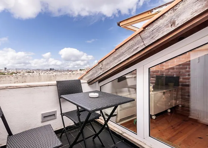 Guestready - Fantastic Rustic Duplex With Terrace * Lisboa
